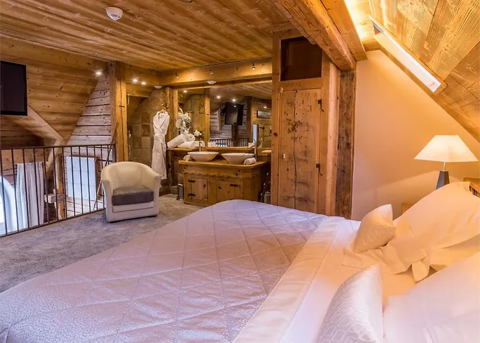 Hotel La Maison Bleue Par Yoann Conte